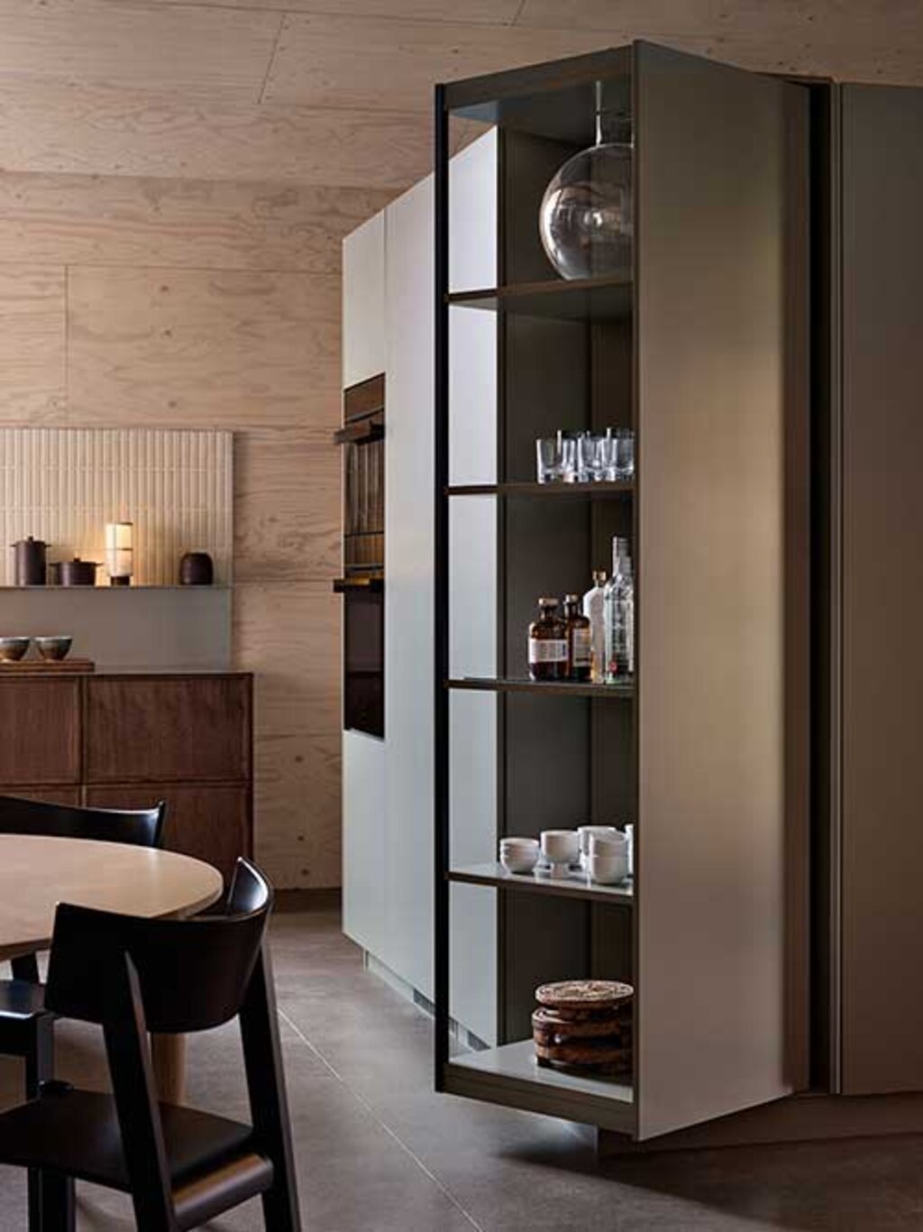 MAV-furnspin.jpg MAV-furnspin.jpg